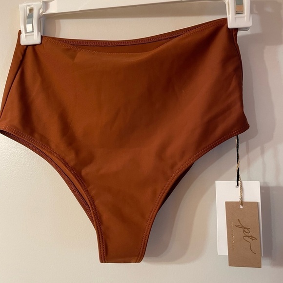 Faithfull the Brand Isle bikini bottom NWT - Picture 1 of 4